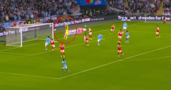 凯帕三度英联杯决赛失误成魔咒，阿森纳再遭重