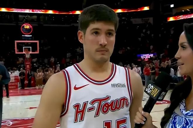 谢泼德三分神射助火箭横扫雄鹿 杜兰特准三双引