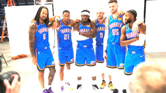 西部格局生变：雷霆锁定第一，马刺掘金争夺第