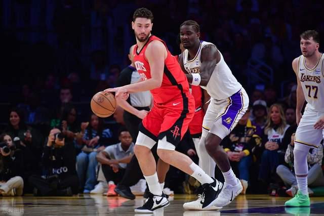 西部格局生变：雷霆锁定第一，马刺掘金争夺第